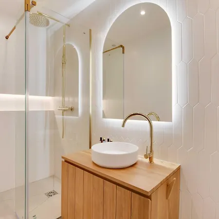 Spacieux Cosy -2br 6p-pl De La Nation شقة *