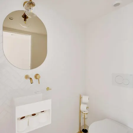 Spacieux Cosy -2br 6p-pl De La Nation شقة