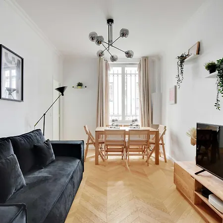 Spacieux Cosy -2br 8p-pl De La Nation